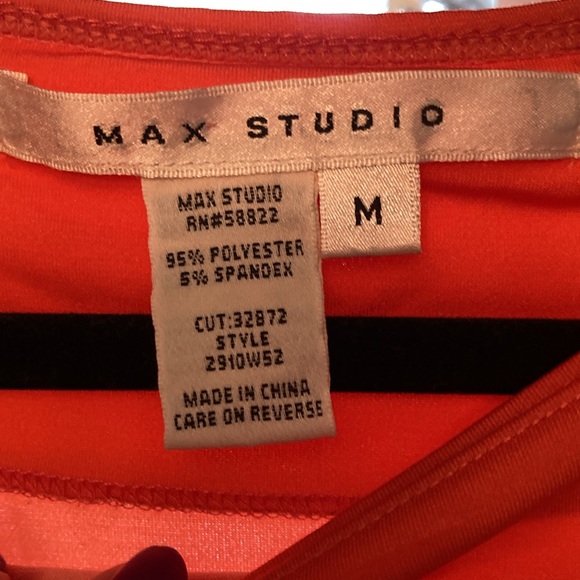 Max Studio versatile dress size M. Easy wear perfect for traveling, 3/4 sleeve - Picture 5 of 8